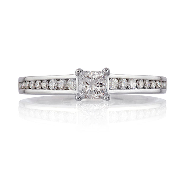 Piccadilly Diamond Ring