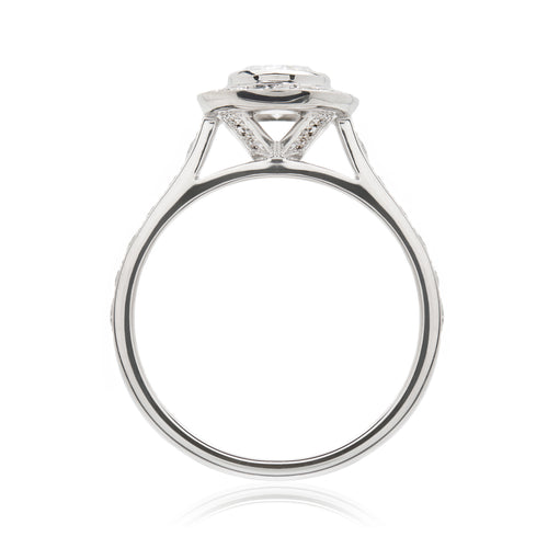 Oval Diamond Grand Heritage Ring